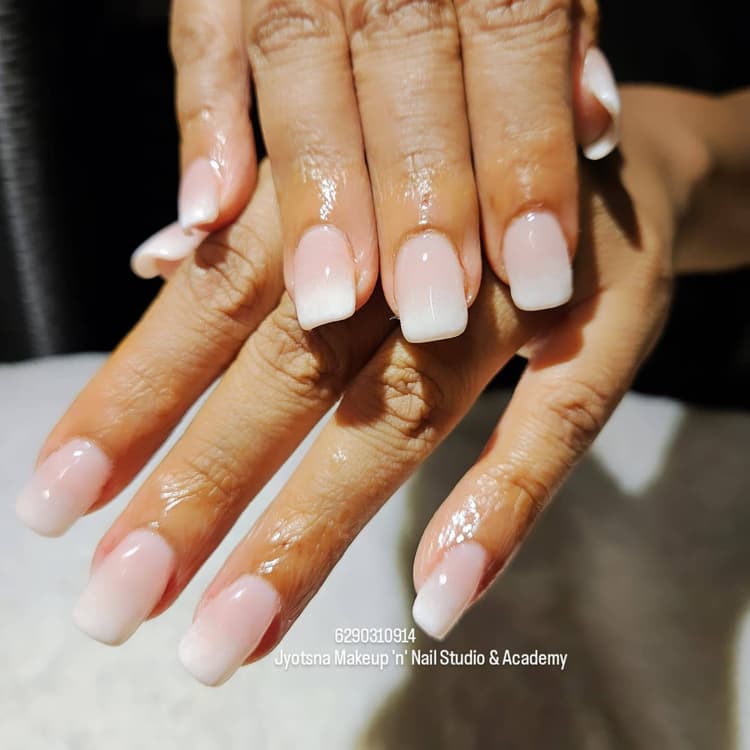 Jyotsna Makeup 'n' Nail Studio & Academy image 17