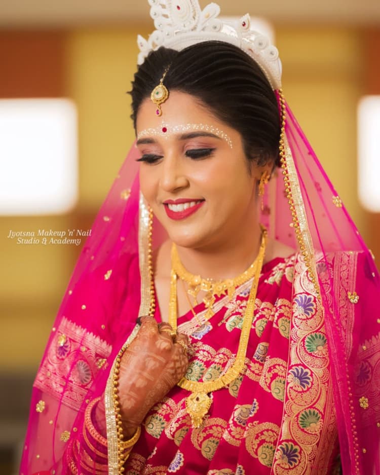 Jyotsna Makeup 'n' Nail Studio & Academy image 10