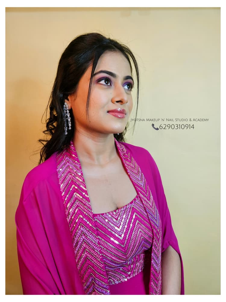 Jyotsna Makeup 'n' Nail Studio & Academy image 30