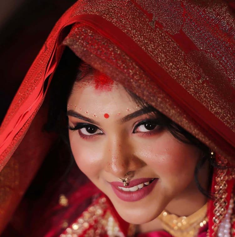 Sayoni's Makeover Artistry image 7