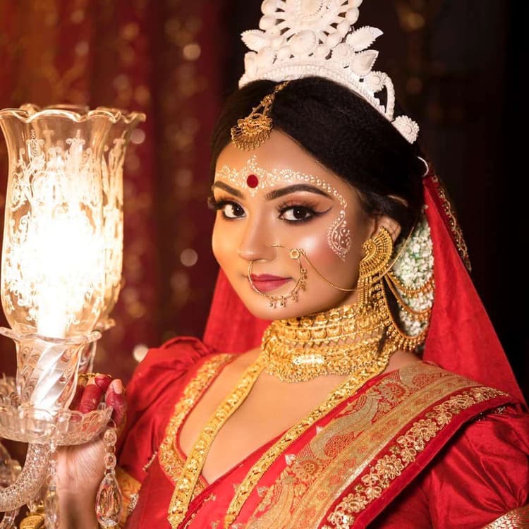 Sayoni's Makeover Artistry image 3