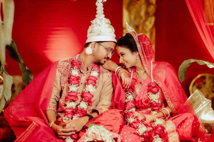 The Wedding Wrapper image 2