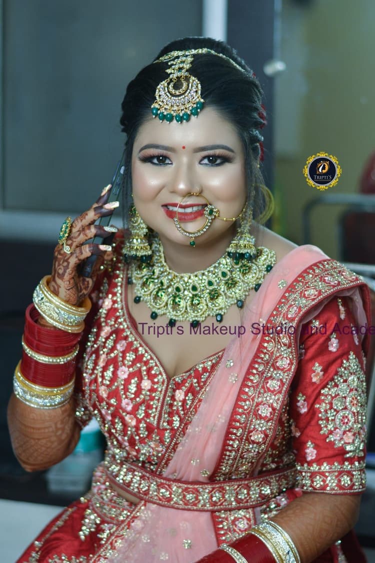 Tripti's Makeup Studio And Academy image 6
