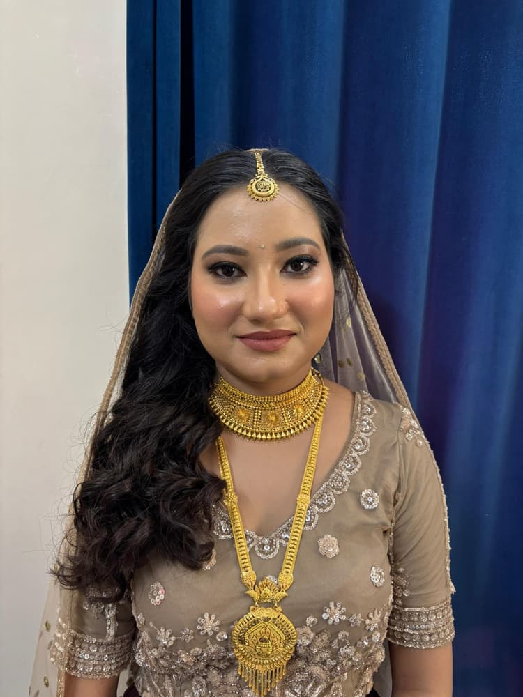 Leenaz Artistry image 4