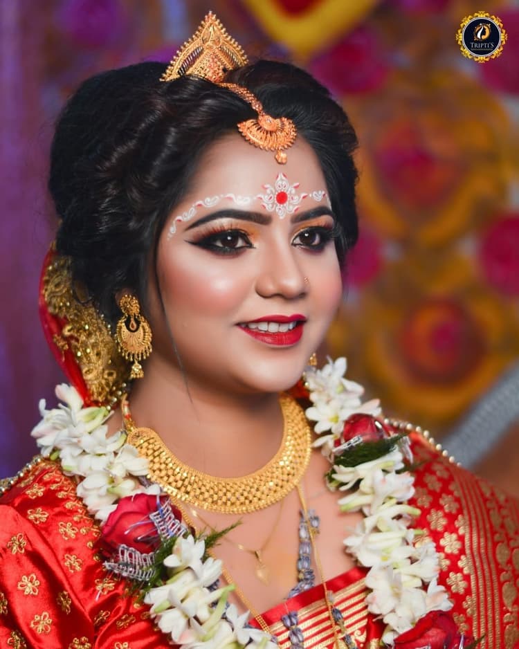 Tripti's Makeup Studio And Academy image 4