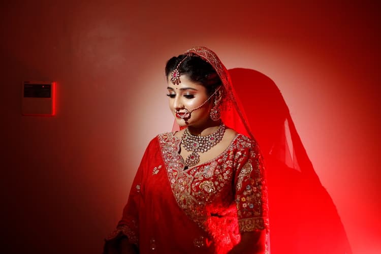 Jyoti Shaw Makeup Studio and Academy image 15