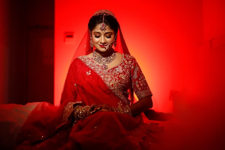 Jyoti Shaw Makeup Studio and Academy image 8