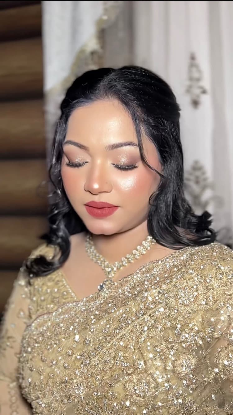 ShahinaParween image 1