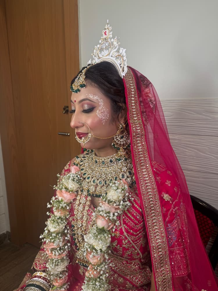 Makeup Artist Sagar & Academy image 4