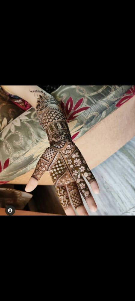 Annu Mehndi image 9