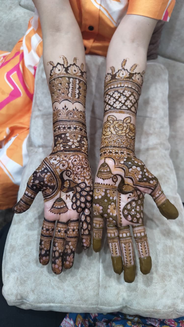 Annu Mehndi image 12