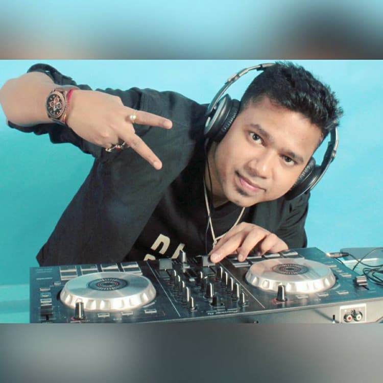 DJ Raj Roy image 5