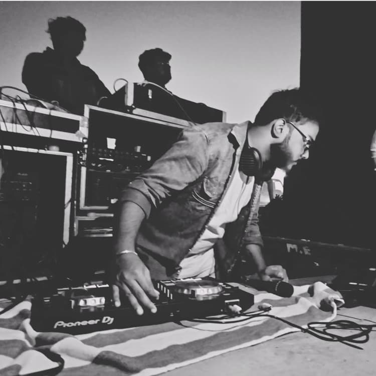 Dj Amit image 1