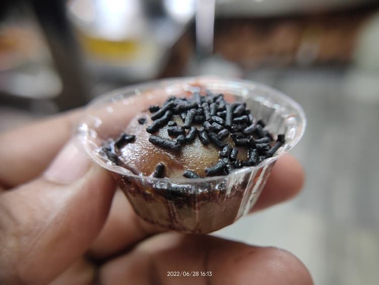 GOURI SWEETS image 4