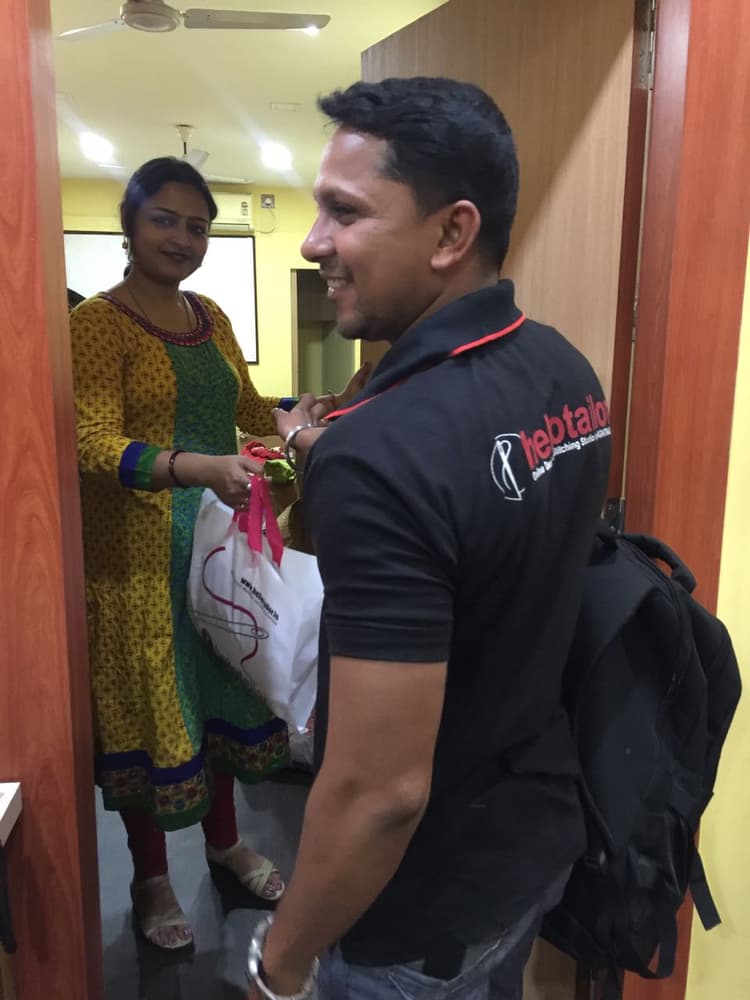 Hello Tailor image 4