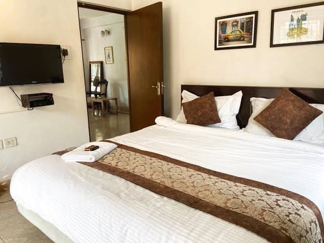 Hotel Esteem image 10