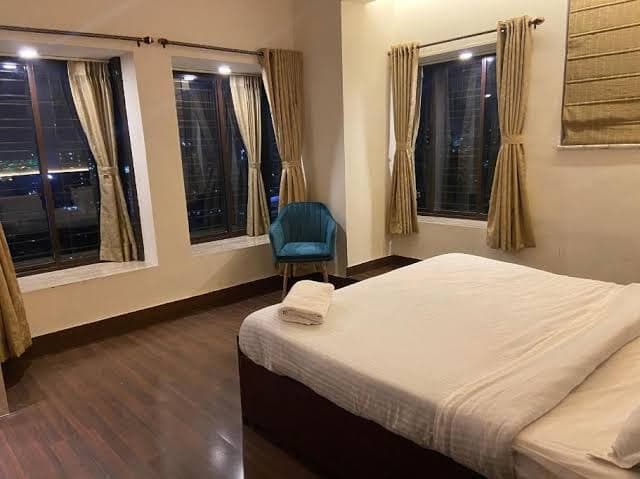 Hotel Esteem image 11