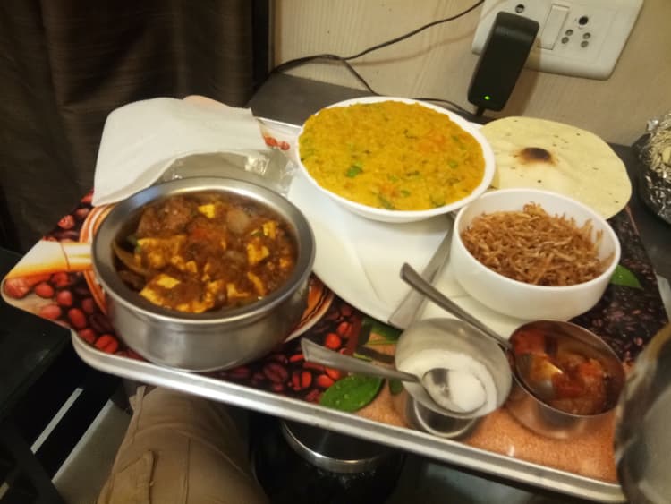 Hotel Esteem image 5