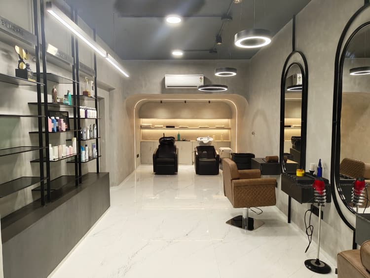 June Tomkyns image 3