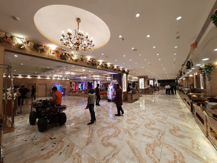 Moli Banquet image 10