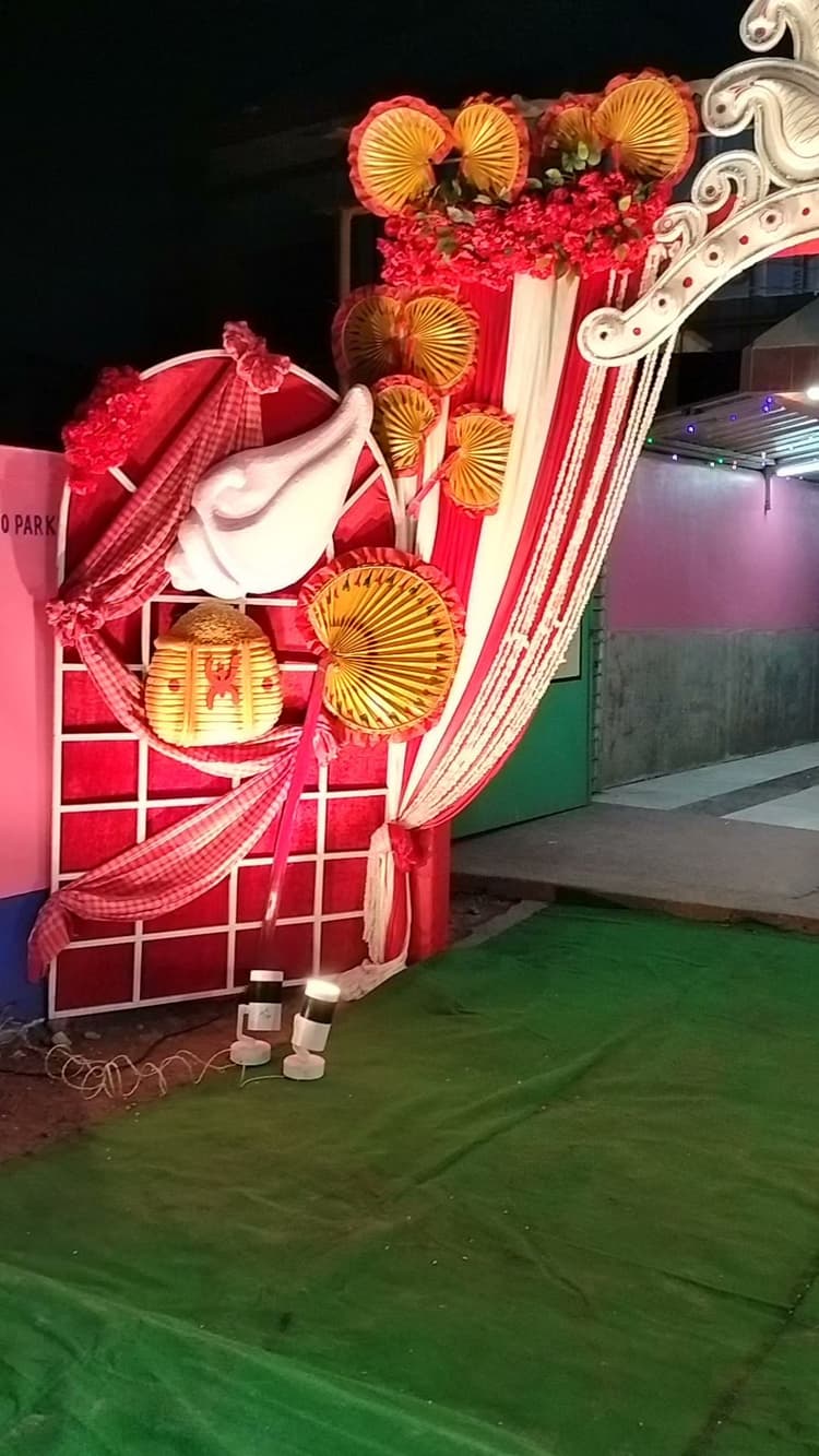 NASKAR VILLA. image 3