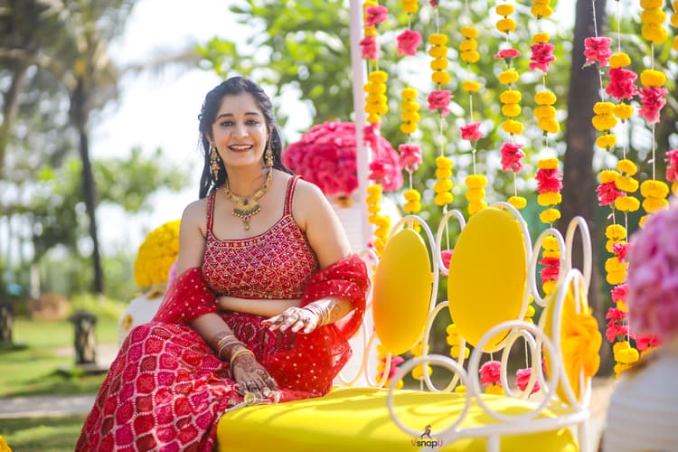 Naanis Video image 12