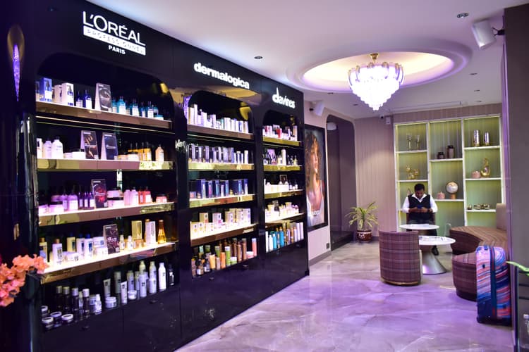 Preetz Glam image 13