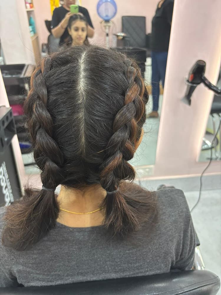 Preetz Glam image 16