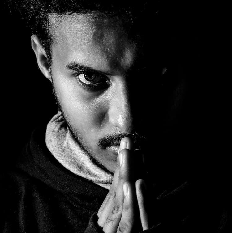 Shadow Lines image 6