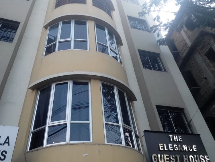 The Elegance image 3