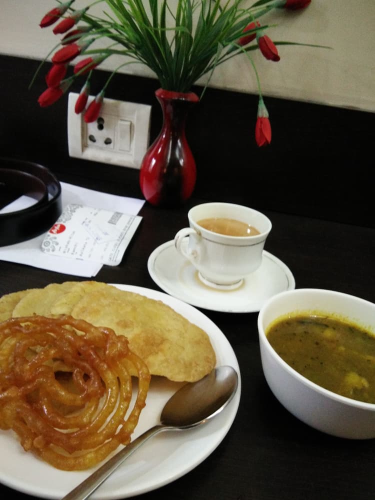 The Elegance image 4