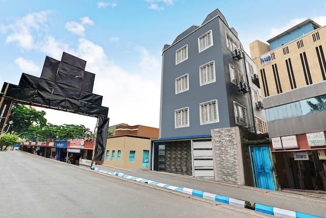 The Elegance image 7