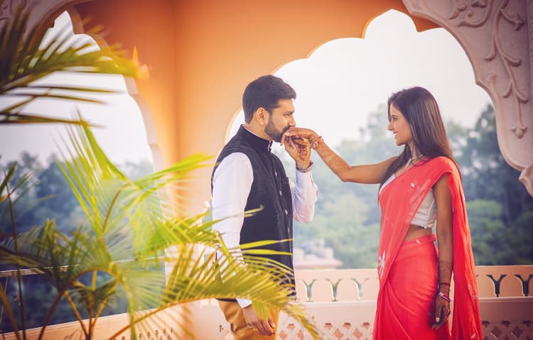 Tie the Knot image 2