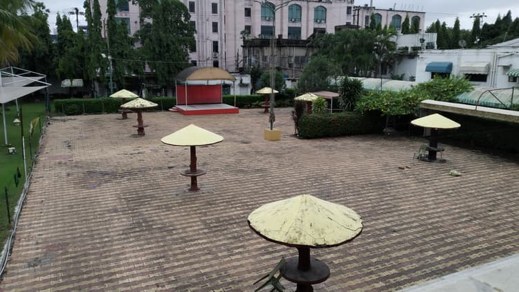 Ubique Hotel image 1