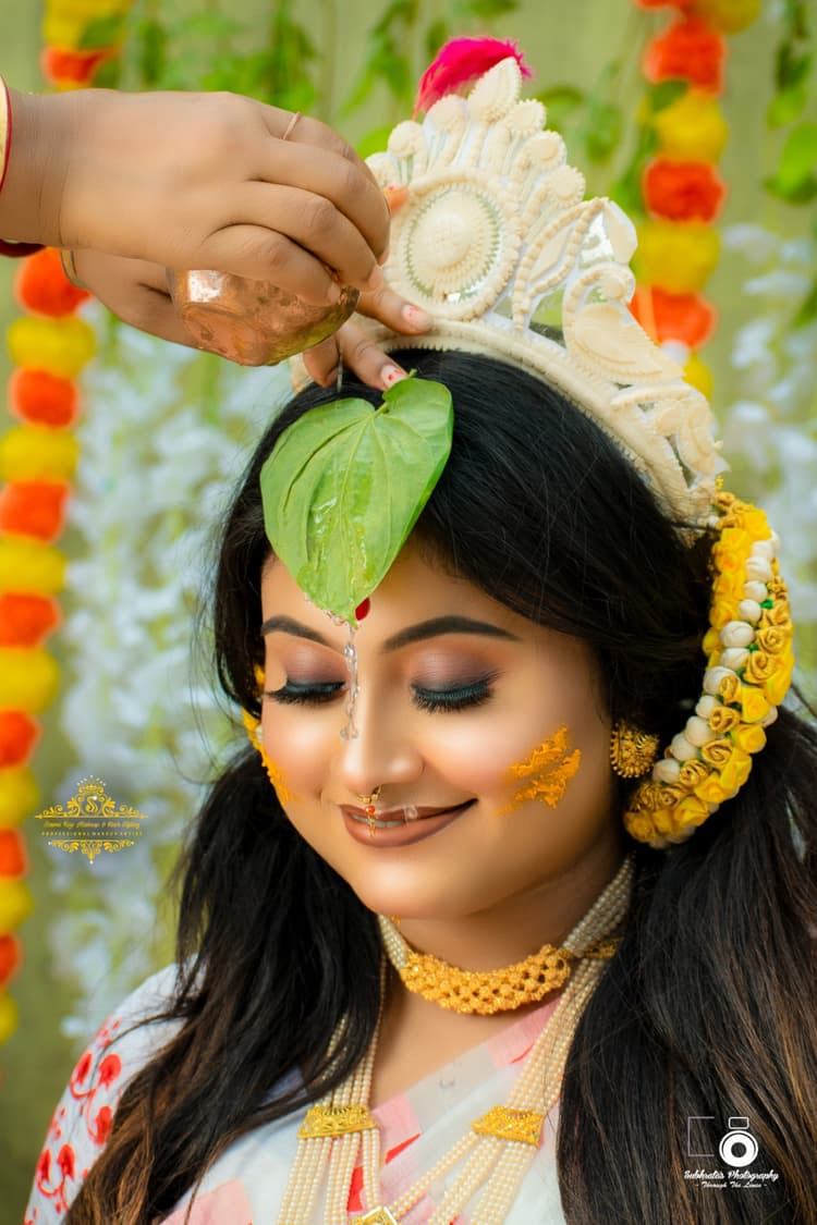Soumi Roy Makeup & Hair Styling image 4