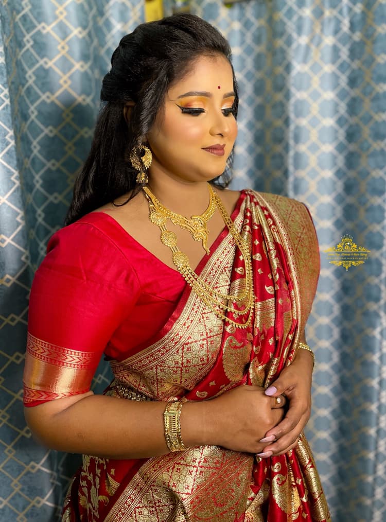 Soumi Roy Makeup & Hair Styling image 5