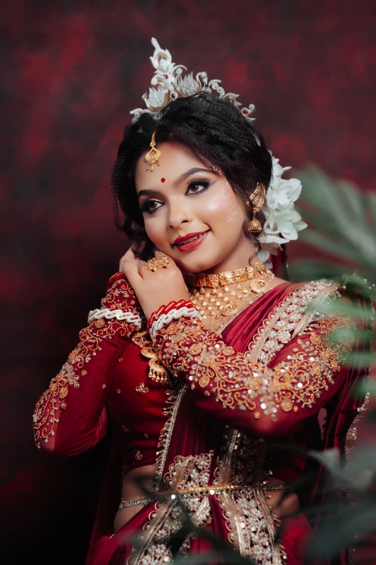 Mansi'z makeover & salon image 3