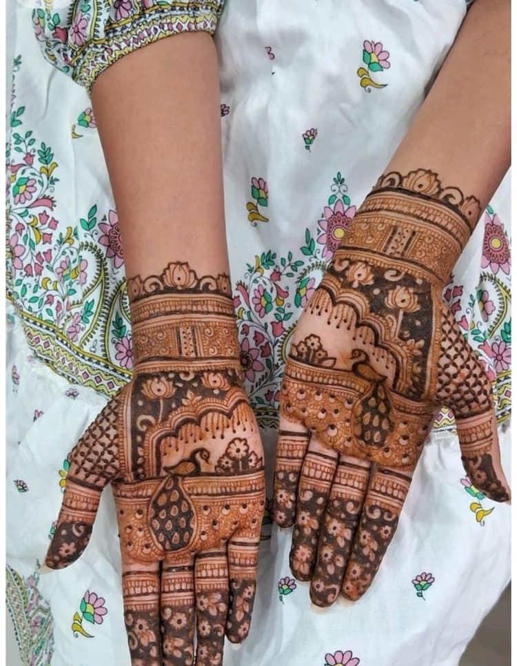 Mariam shagun Mehndi image 7