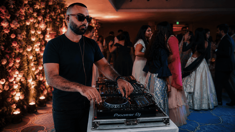 DJ Tony – Bollywood | Wedding & Corporate DJ in Kolkata image 3