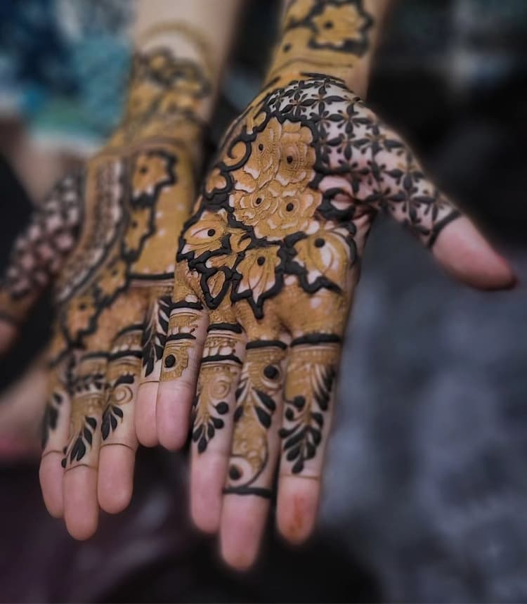 AKASH Mehandi arts image 10
