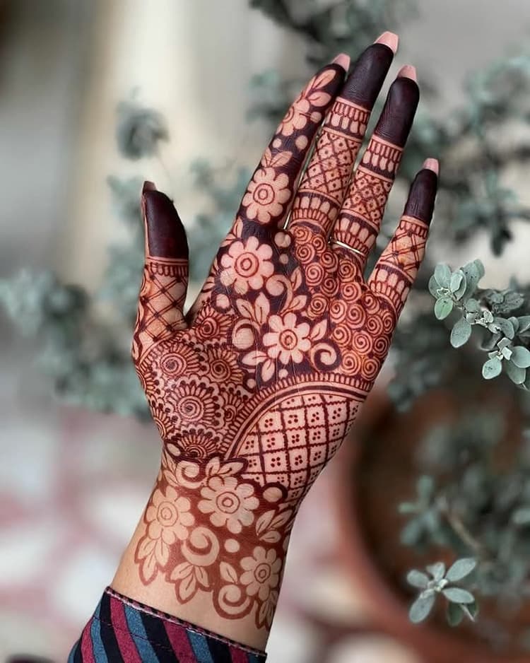 AKASH Mehandi arts image 88