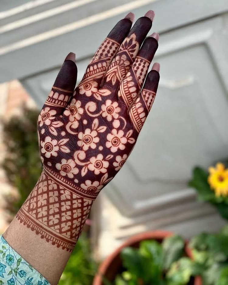 AKASH Mehandi arts image 90
