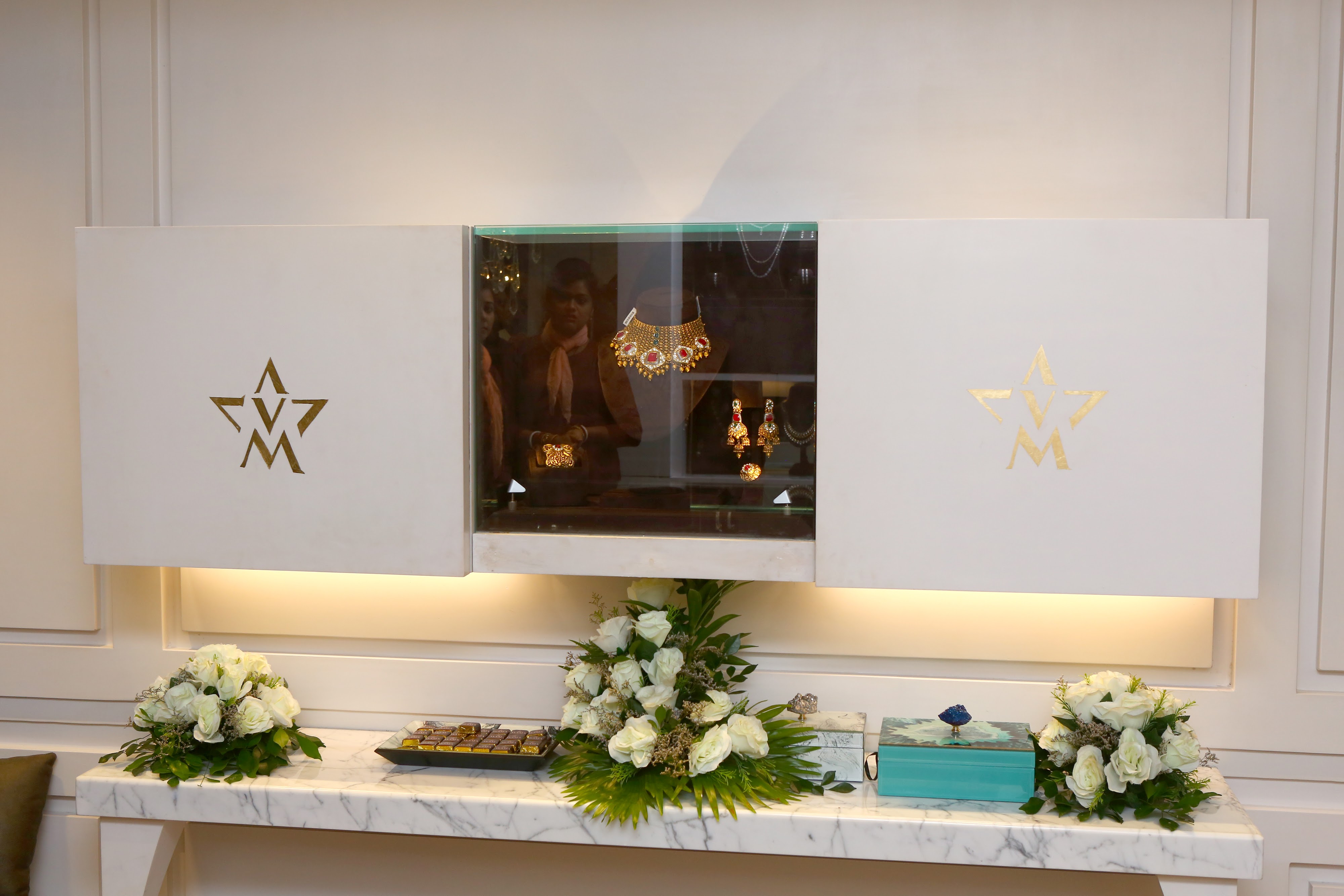 Gold jewellery by AVAMA JEWELLERS