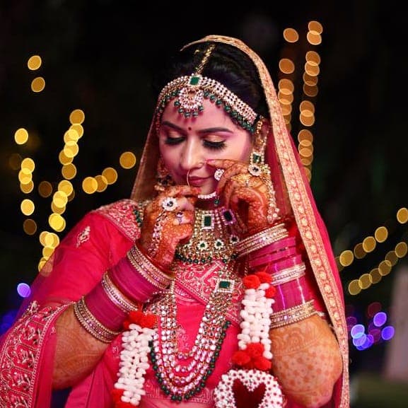 Aaru Makeup Artist image 20