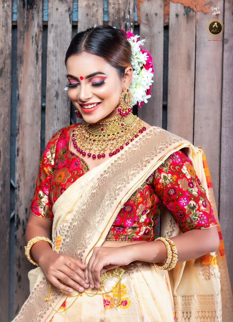 Adis Makeup Studio & Academy (Bridal Makeup Artist Aditi Mukherjee) image 19