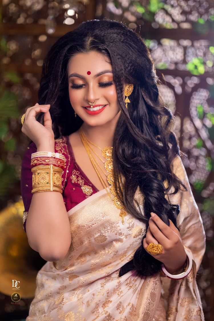 Adis Makeup Studio & Academy (Bridal Makeup Artist Aditi Mukherjee) image 26
