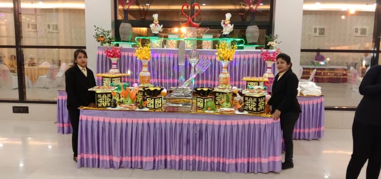 Ahare Bahare Caterer image 1