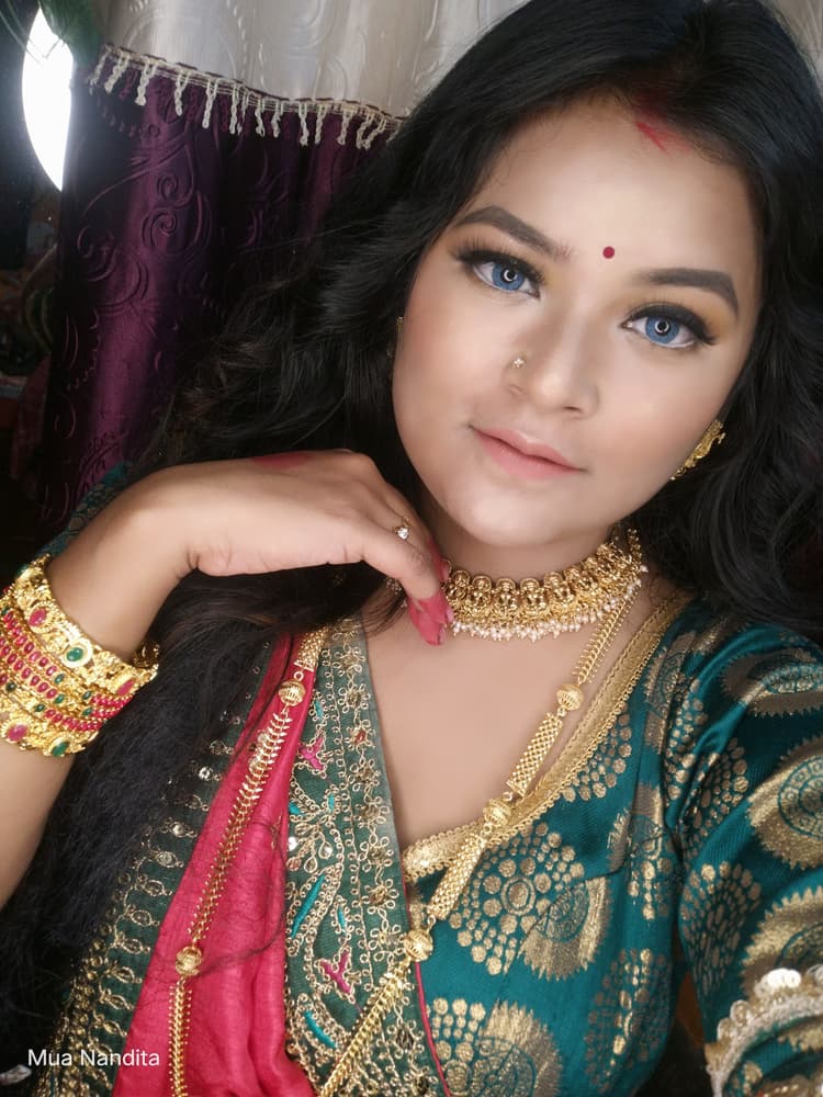 Anamika's Makeover & Nail Story image 4