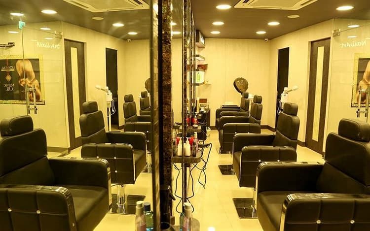Ash Family Beauty Salon image 4