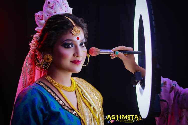 Ashmita's Makeover Salon & Academy image 1